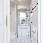 Apartment App 348