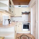 Apartment App 348
